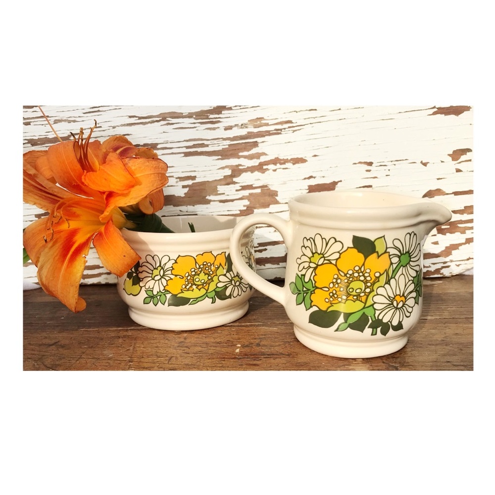 Vintage Sugar Bowl and Creamer Set